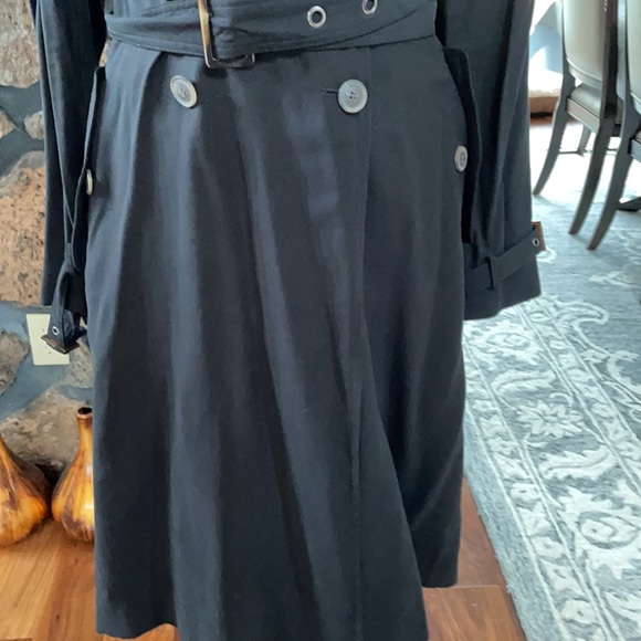 VERA WANG - Picture 3 of 10